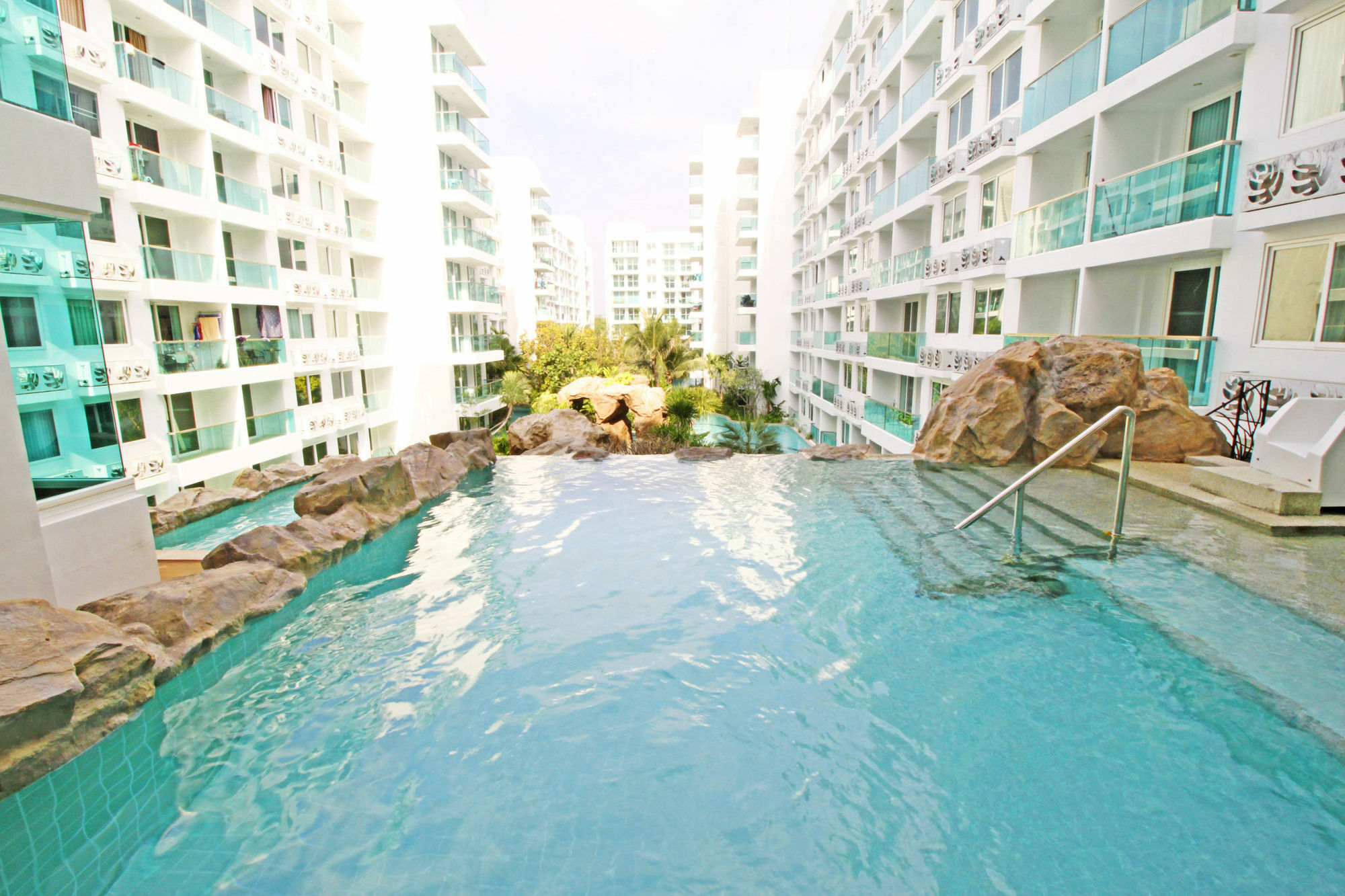 Amazon Residence By Pattaya Sunny Rentals Csomtien-part Kültér fotó