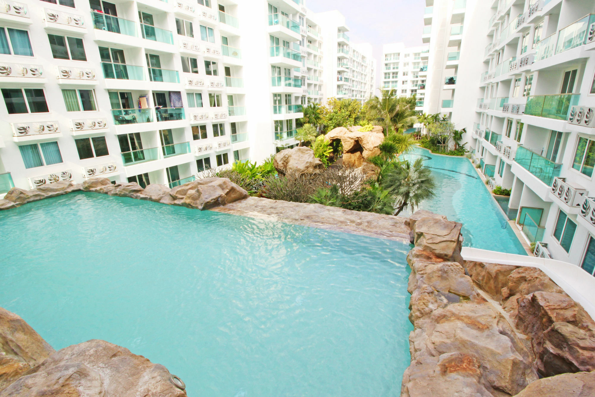 Amazon Residence By Pattaya Sunny Rentals Csomtien-part Kültér fotó